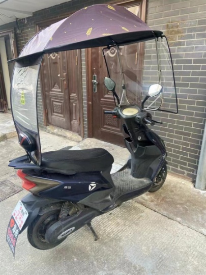 【卖二手】：本人有一辆雅迪电动车